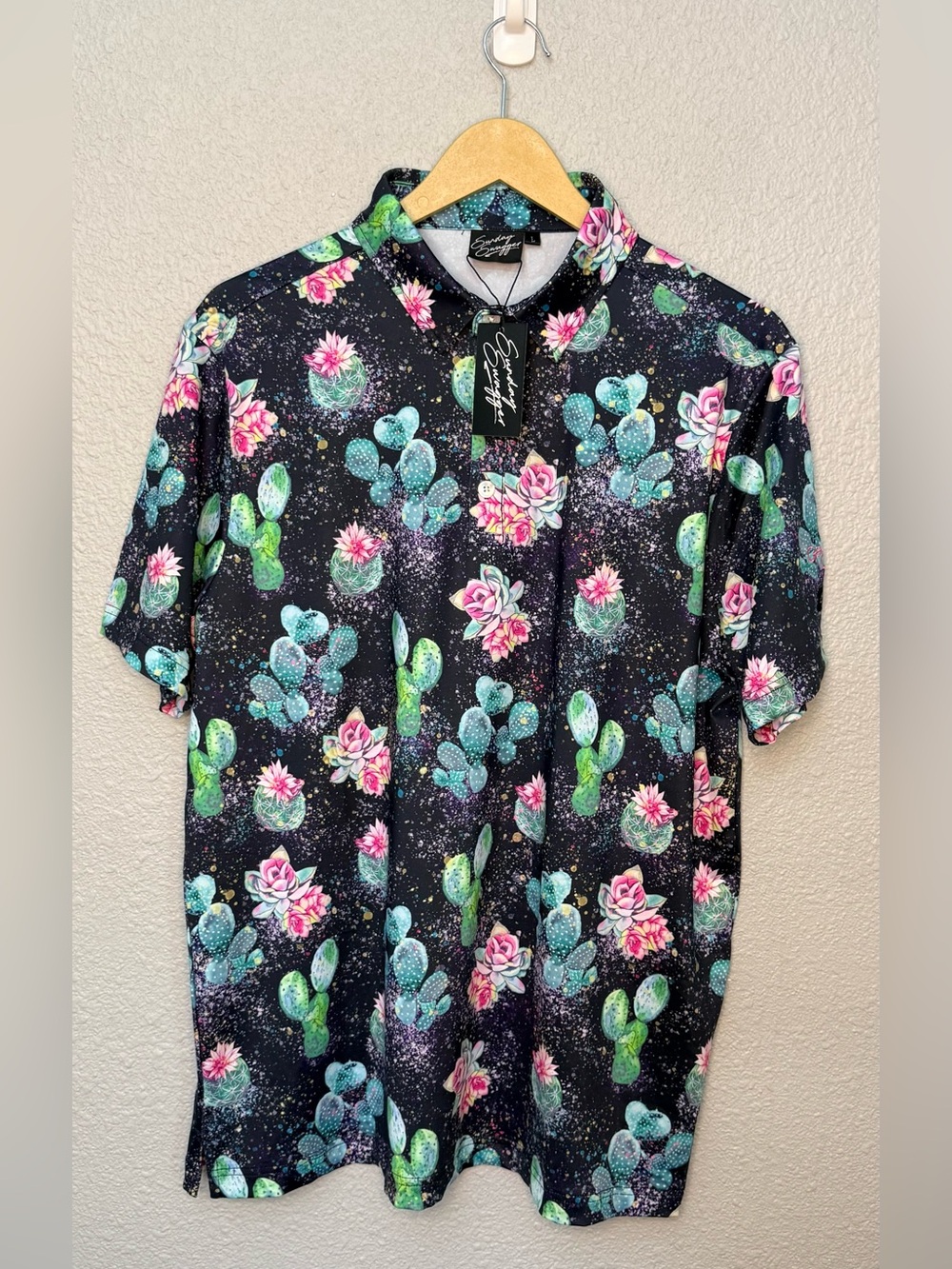NWT Sunday Swagger | Cosmic Cactus Performance Golf Polo | Size Large